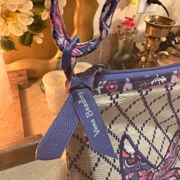 Vera Bradley Blue and Pink Crossbody Bag with Adjustable Strap - Picture 3 of 11